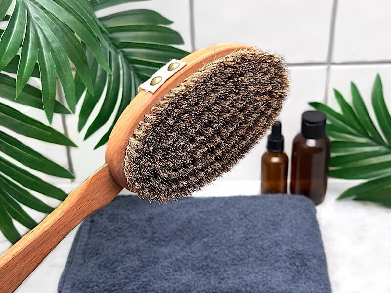 Torrborstning för att hjälpa lymfflödet