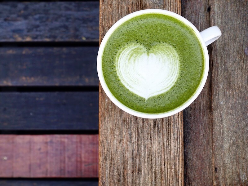 Recept för matcha latte - så gör du steg för steg