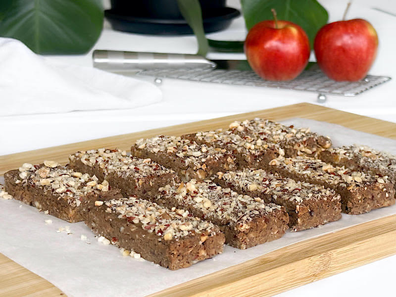 Veganska proteinbars med äpple och kanel recept